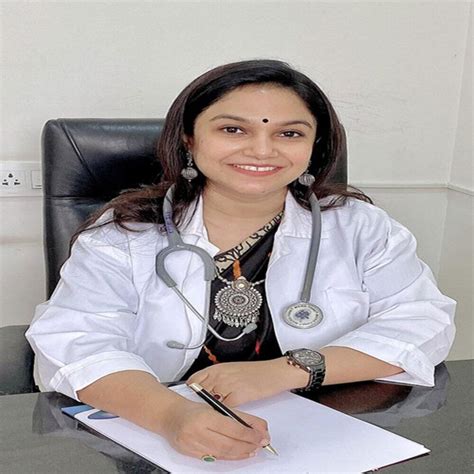 Dr Arohi Tasgaonkar Empowering Womens Health In Manpada Thane By