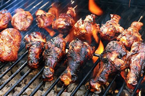 How To Bbq Chicken On Charcoal Grill Bbqpartyzone