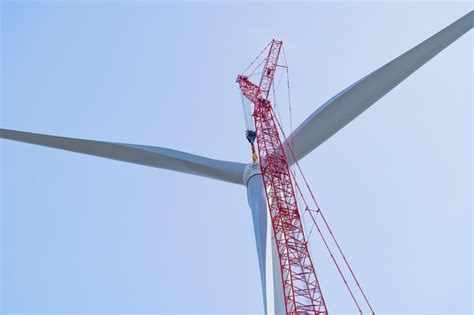 Premium Photo | Wind turbine under construction