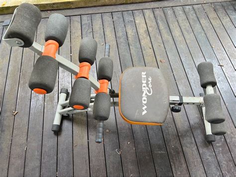 Fitness equipment - sit ups/ legs, Sports Equipment, Exercise & Fitness, Cardio & Fitness ...