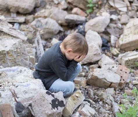 Ta N St Nde A Layan Ocuk Foto Raf Ubat Depremi Sonras Nda M