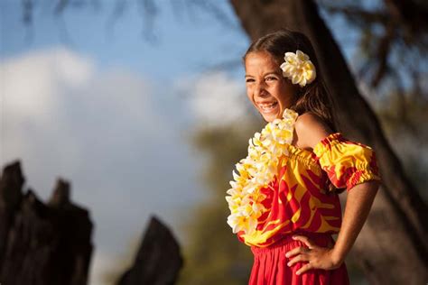 99 Gorgeous Hawaiian Girl Names: For Your Princess