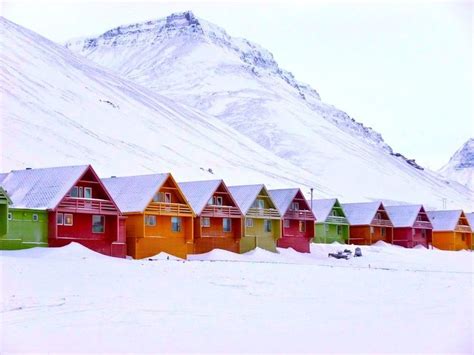 Longyearbyen, Norway | Longyearbyen, Beautiful norway, Norway