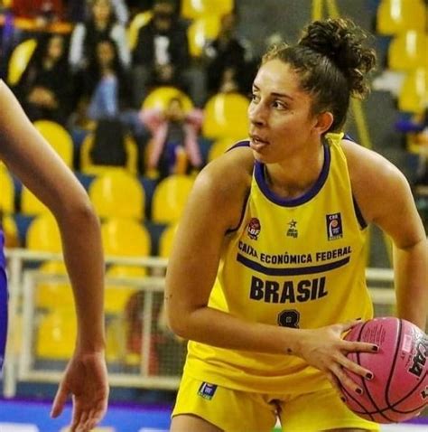 Aline Moura Convocada Para Defender A Sele O Brasileira Na Copa