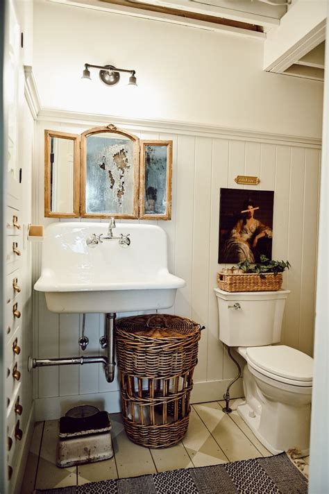 Pin By Barb Schaefer On Bathroom Cottage Bathroom Bathroom Refresh