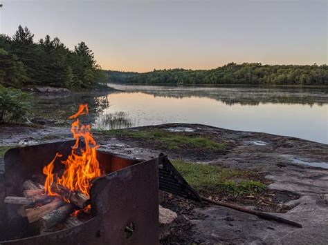 Kawartha Highlands - Stoplog lake : camping