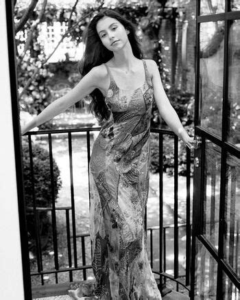 Sexy Carys Zeta Douglas Bikini Pics My XXX Hot Girl