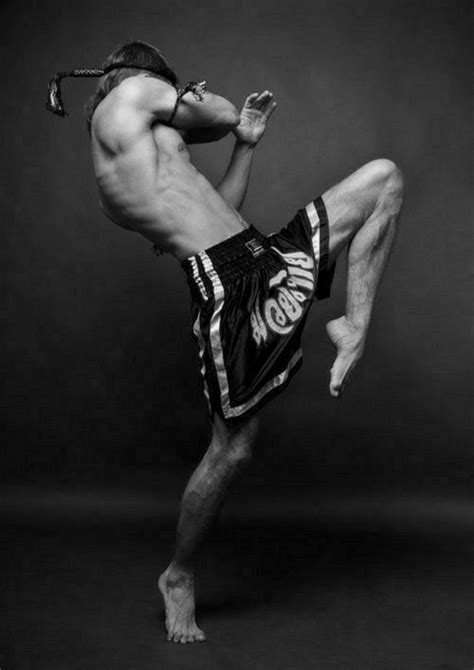 Pin By Gerenzhuyi On Men S Nude Muay Thai Muay Thai Gym Sport