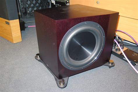 Elac Sub 3070 Rosewood Audio Serum Izreden Hifi Izjemne Kakovosti