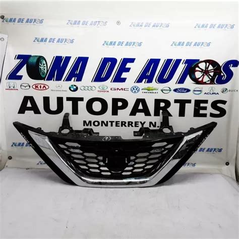 Parrilla Nissan Sentra 2016 2017 2018 MercadoLibre