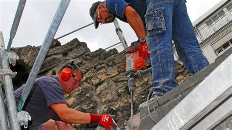 Glasdach schützt den Jenaer Anatomieturm vor Nässe