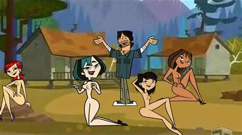 Post 4135216 Chrismclean Courtney Gwen Pahkitewisland Revengeoftheisland Sky Totaldrama Zoey