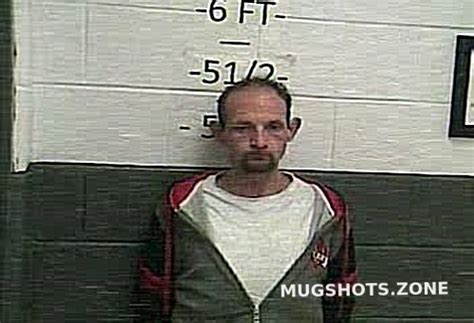 Tucker Larry 01042023 Whitley County Mugshots Zone