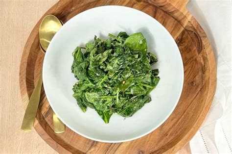 Air Fryer Spinach Recipe - Abuela's Cuban Counter