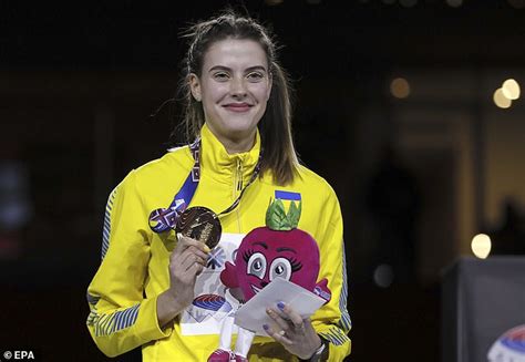 Ukraine S Yaroslava Mahuchikh Wins An Emotional Women S High Jump Gold At The World Athletics