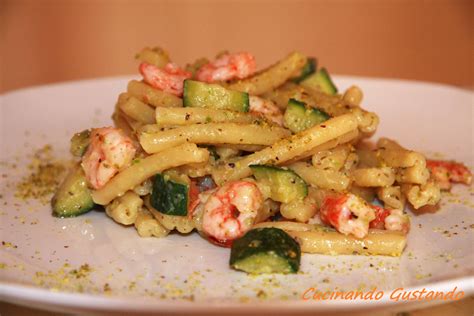 Pasta Pesto Di Pistacchi Zucchine Gamberi