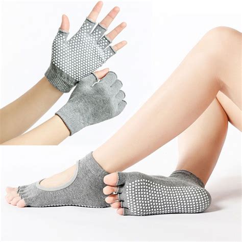 2020 New Women Professional Yoga Anti Slip Socks Gloves Set For Girl