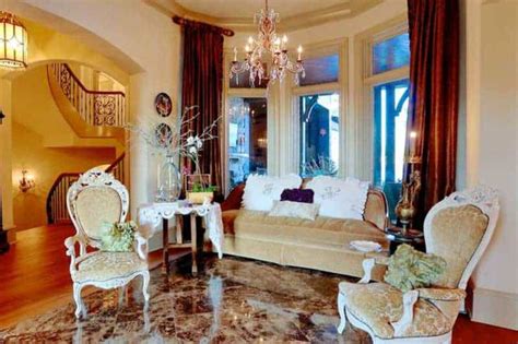 40+ Gorgeous Celebrity Living Rooms (Photos)