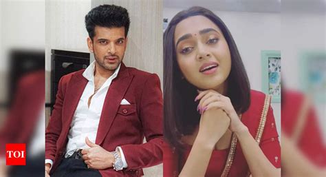 Karan Kundrra Reacts To Girlfriend Tejasswi Prakash Singing Jiya Lage