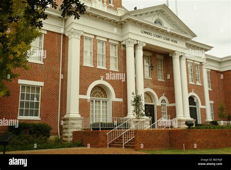 Columbus, MS, Mississippi, Downtown, Lowndes County Court House Stock Photo - Alamy