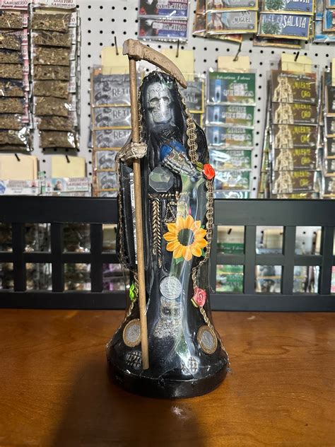 Estatua De La Santa Muerte Negra Para Proteccion Inch Curada Y