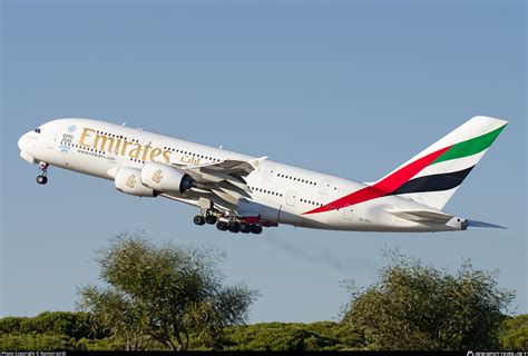 A Eej Emirates Airbus A Photo By Ramon Jordi Id