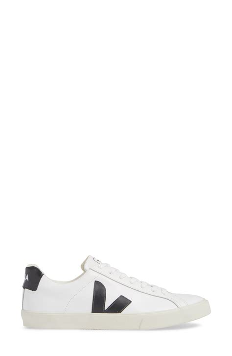 22 Best White Sneakers for Women 2024, Reviewed by Editors | Who What Wear