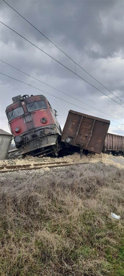 Ovako izgleda pruga posle stravičnog sudara kod Jagodine Blic