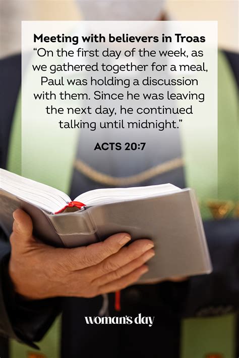 25 Best Communion Bible Verses and Holy Scripture