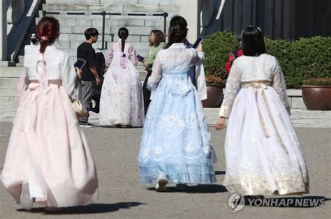 내년 외국인 관광객 2천만명 유치역대 최고기록 쓴다 한국경제