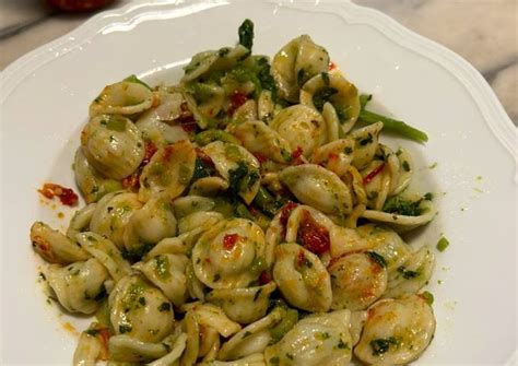 Ricetta Orecchiette Con Le Cime Di Rapa E La Sardella Calabrese