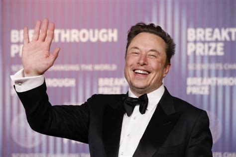 Elon Musks Relocating X Spacex To Texas Sparks Social Media Feud With