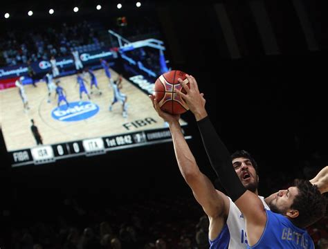 Eurobasket L Italia Travolge Israele E Vola Ai Quarti