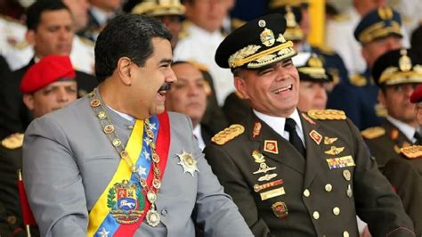 La Fanb Ratifica Absoluta Lealtad A Maduro Padrino L Pez Rechaza