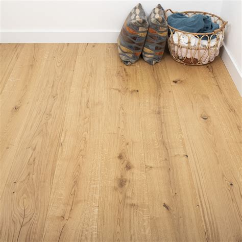 The Malham Pastry Oak Comes In A Lovely Light Oak Shade With Medium