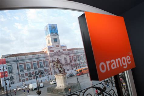 Orange Anuncia Un Ere Del 15 De Su Plantilla En España