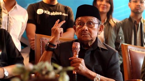 Foto Riwayat Cemerlang BJ Habibie