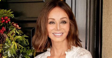 Los Perfumes Que Usa A Diario Isabel Preysler Frescos Florales Y