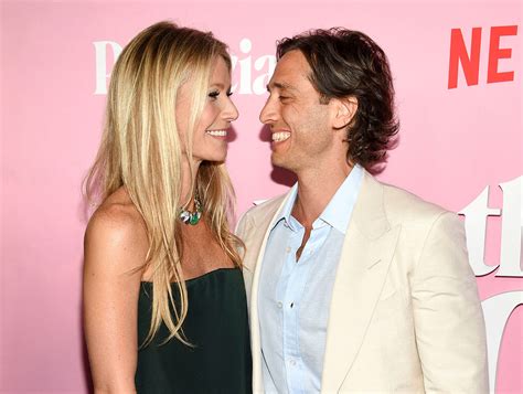 Gwyneth Paltrow Brad Falchuk Relationship Timeline Us Weekly