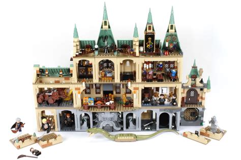 Das neue Hogwarts im Review: LEGO Harry Potter 76389 & alle Erweiterungen