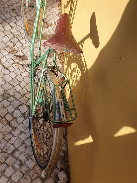 Bicicleta Pasteleira Antiga Oeiras E São Julião Da Barra Paço De Arcos