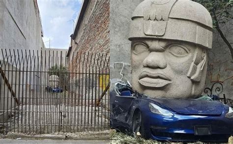 Por qué apareció una cabeza Olmeca aplastando un Tesla en la CDMX