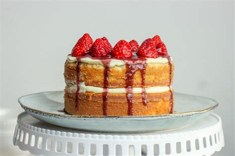 How To Make A Simple Lemon Strawberry Cream Naked Cake My Eager Eats