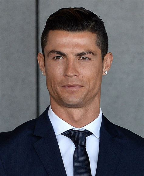 Cristiano Ronaldo Unveils Second Nft Collection Showcasing