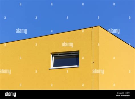 Blue And Yellow Architecture Hi Res Stock Photography And Images Alamy