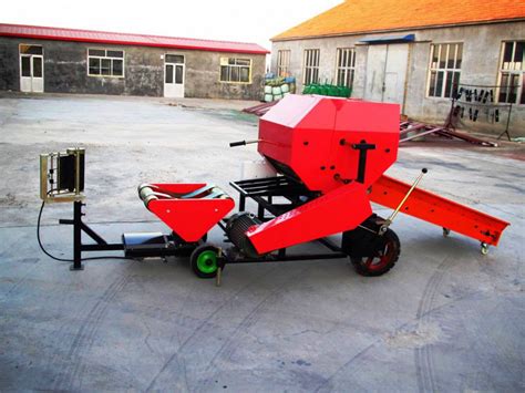 Hay Wrapping Machine Baler Corn Silage Compress Hay Mini Round Baler