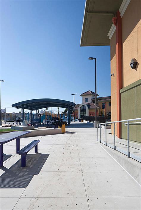 Ford Elementary School - Sally Swanson Architects, Inc.