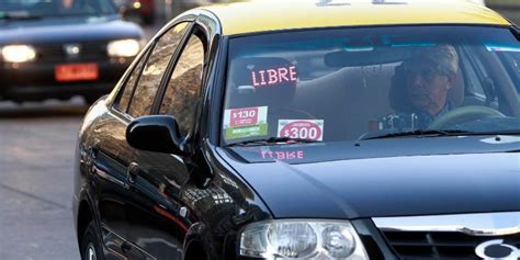 Tarifa de taxis básicos de la Región Metropolitana disminuye en