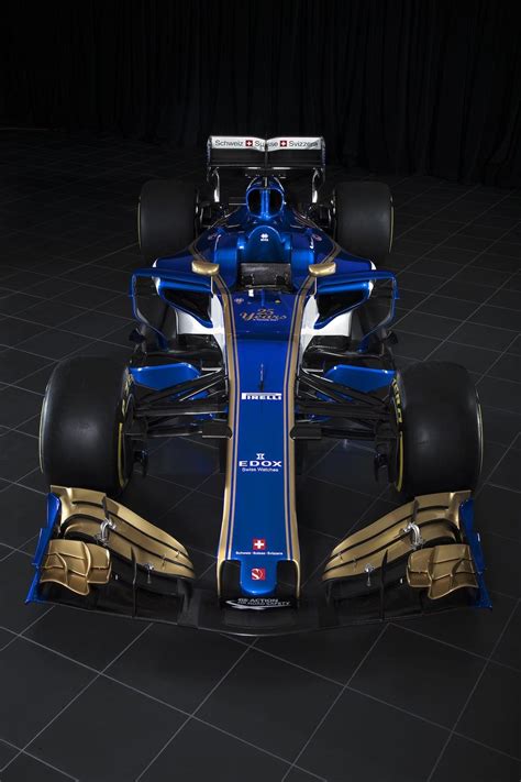 Sauber apresenta o seu novo carro para 2017 Notícia de F1