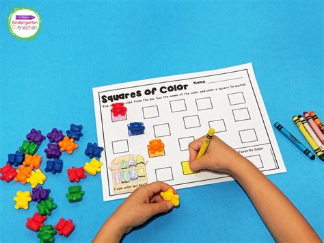 FREE Color Sorting Activity - The Kindergarten Connection